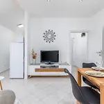 Magdalena Apartment Pula