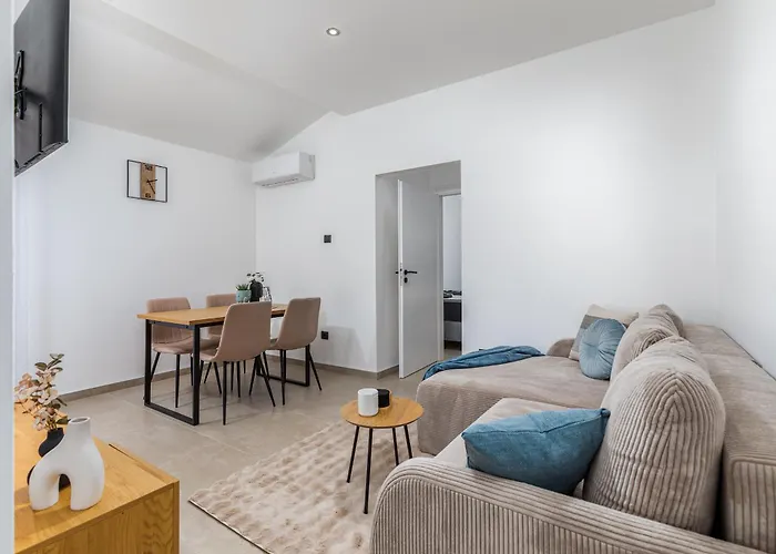 Magdalena Apartamento Pula