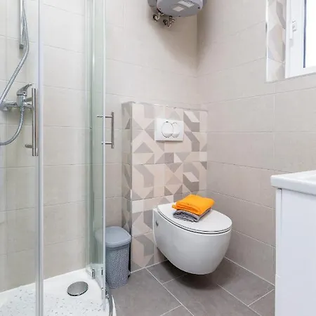 شقة Apartmani Magdalena *