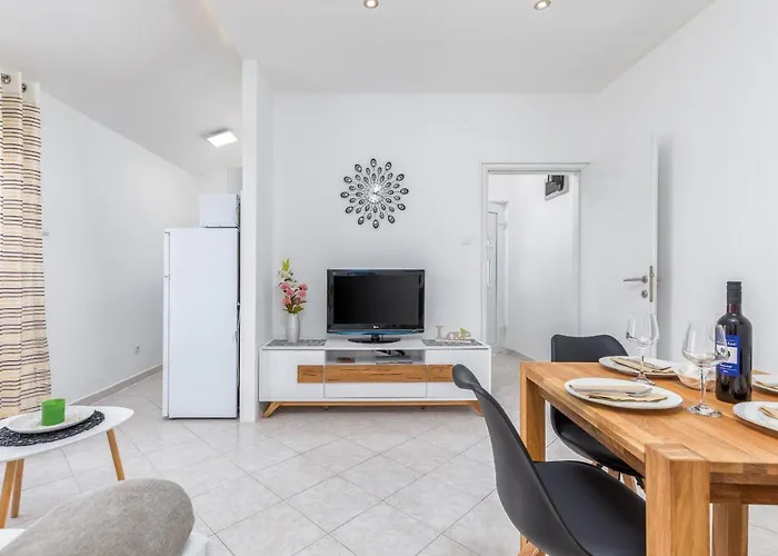 Magdalena Appartamento Pola